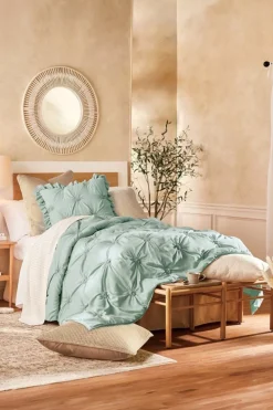 Lombardi Smocked Coverlet I
